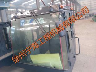 徐工50K吊車駕駛室